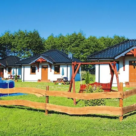 Homes, Gleznowko Holiday home