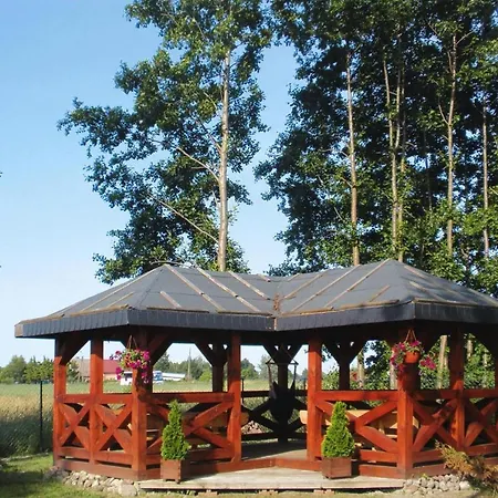 Homes Near The Lake, Mini Zoo