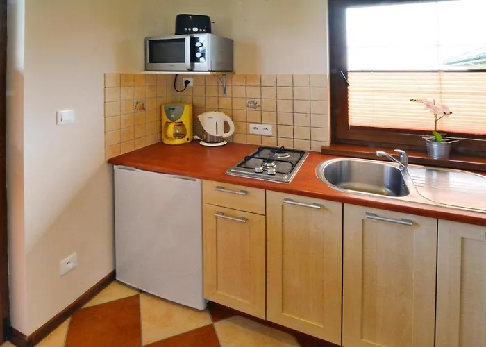 Dom wakacyjny Homes Near The Lake, Mini Zoo