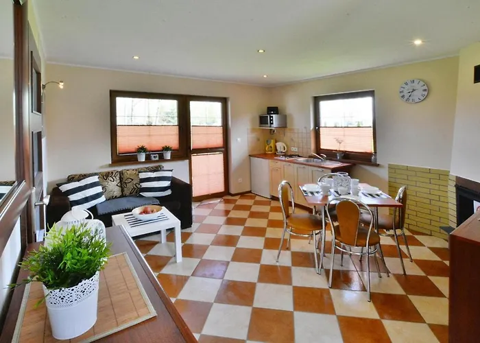 Dom wakacyjny Homes Near The Lake, Mini Zoo Gleznowo