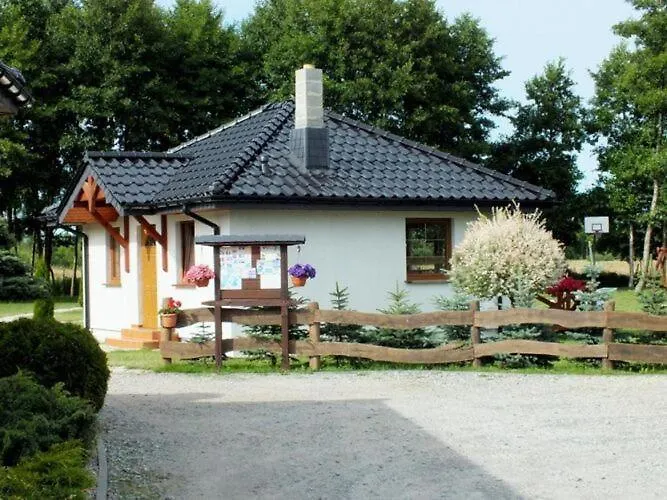 Dom wakacyjny Homes Near The Lake, Mini Zoo Gleznowo